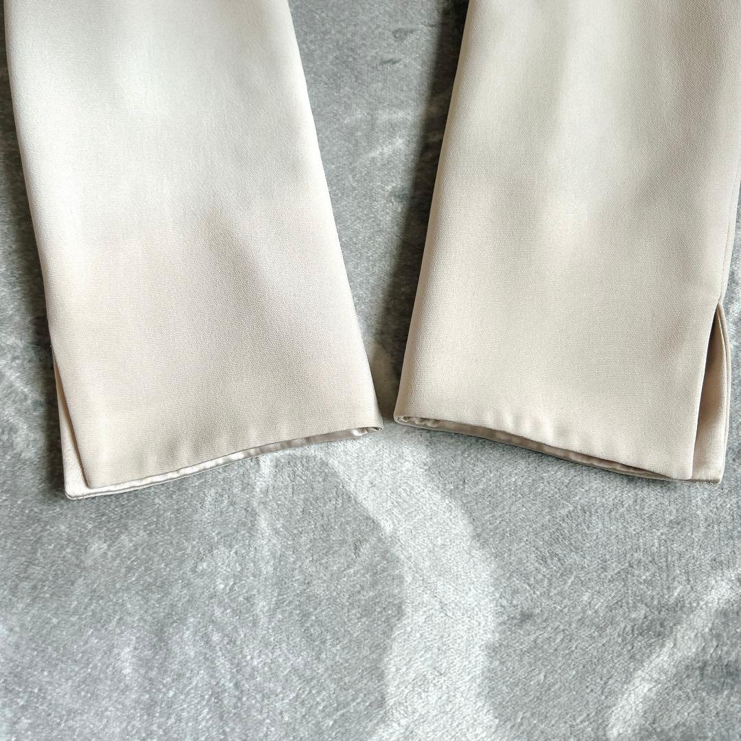 美品⁂コルピエロ⁂ノーカラージャケット　サテン切り替　1B アイボリー　S〜M