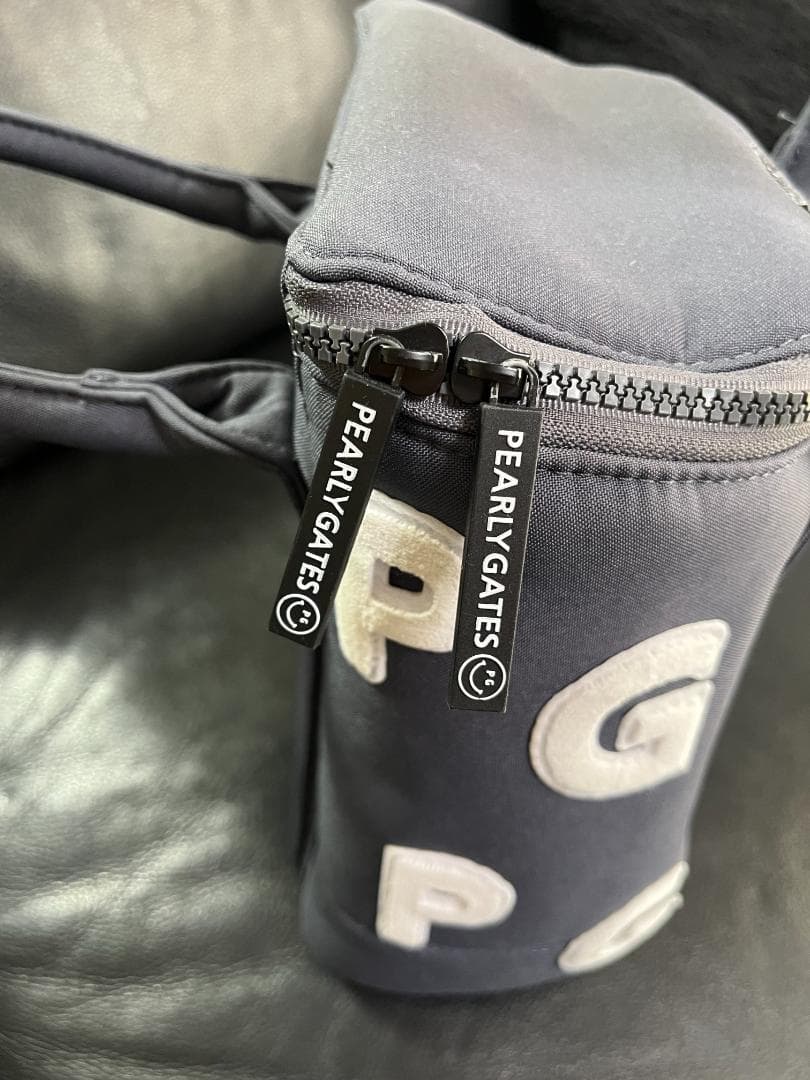 美品 パーリーゲイツ 保冷バック グレー PG ロゴ ペットボトル４本収納可能