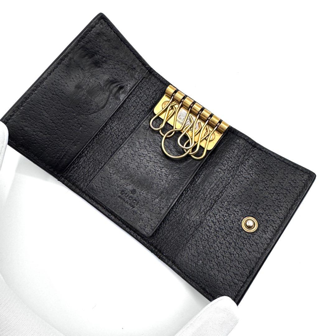 良品✨グッチ　キーケース　6連　アニマリエ　ビー　キーリング　金ロゴ　レザー　黒