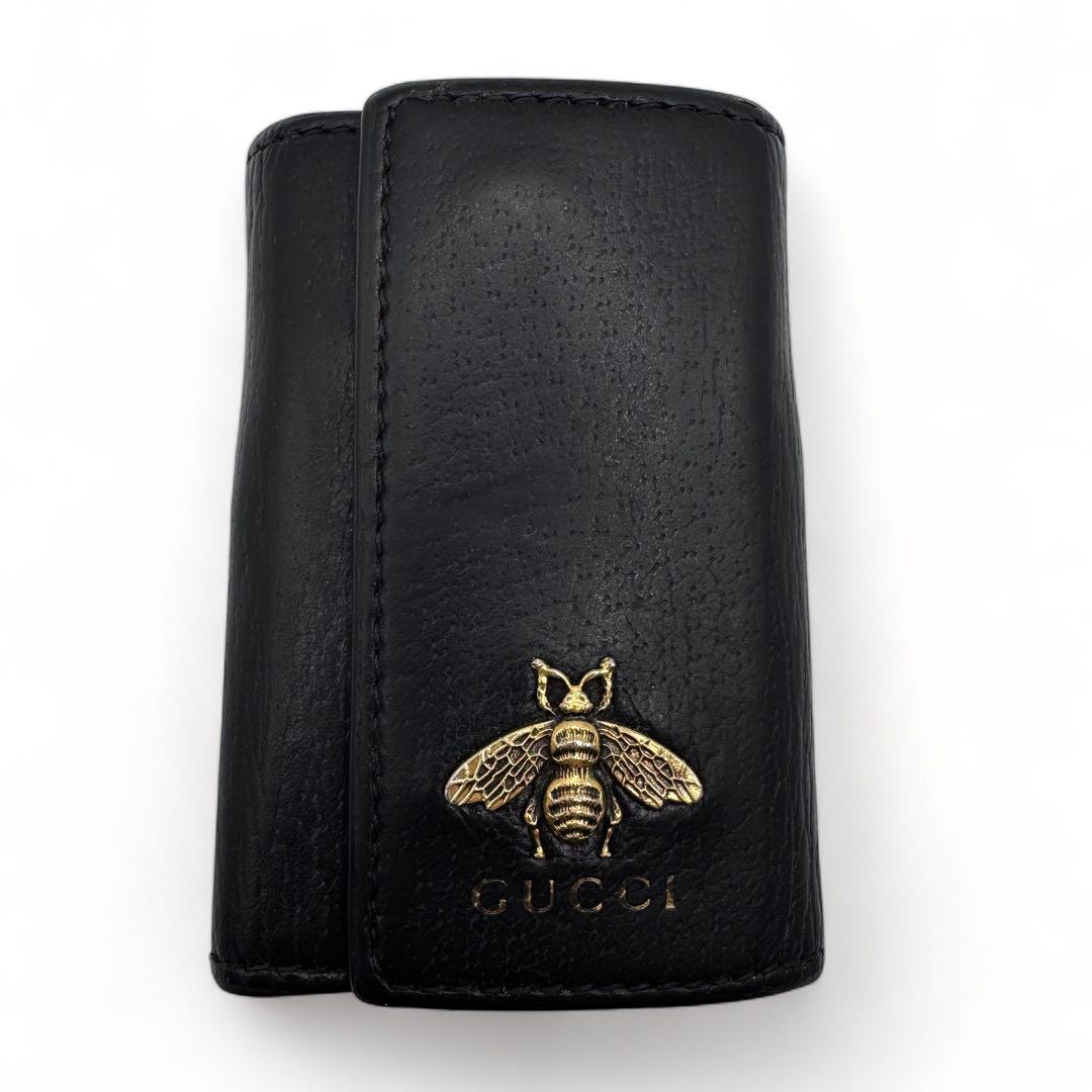 良品✨グッチ　キーケース　6連　アニマリエ　ビー　キーリング　金ロゴ　レザー　黒