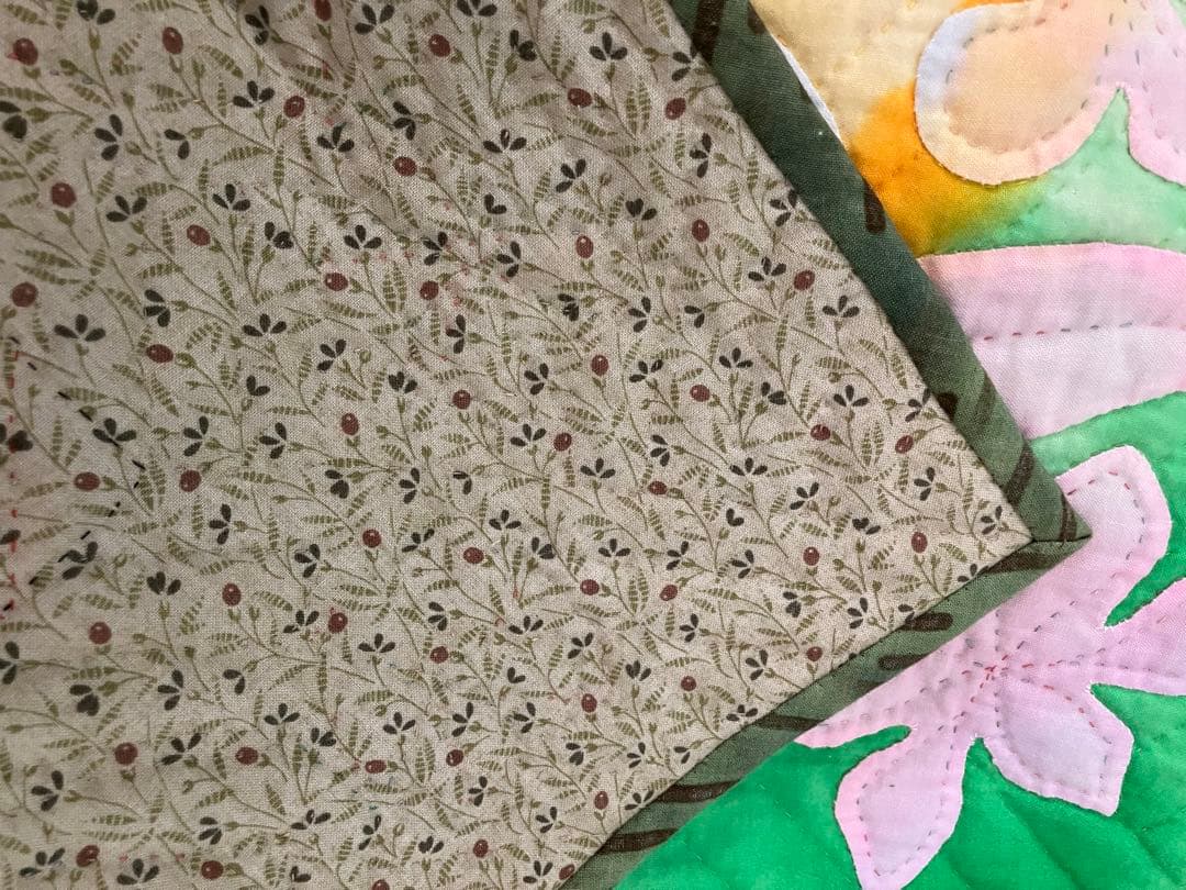 パッチワーク　タペストリー　ハワイアン