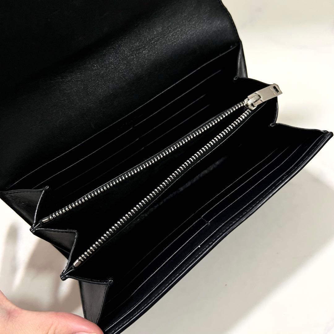 美品 Saint Laurent サンローラン 長財布 レザー 星 ロゴ金具 黒