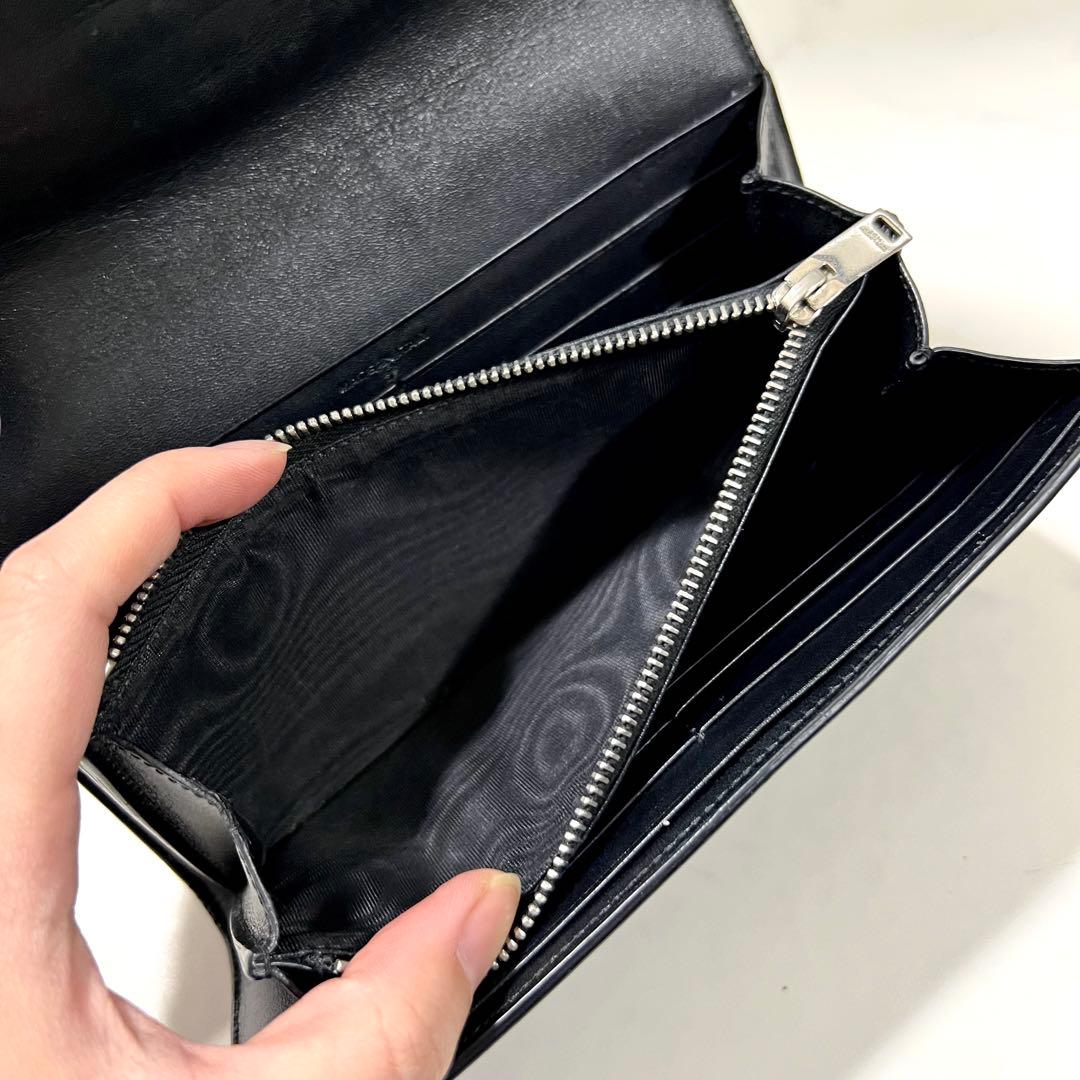 美品 Saint Laurent サンローラン 長財布 レザー 星 ロゴ金具 黒