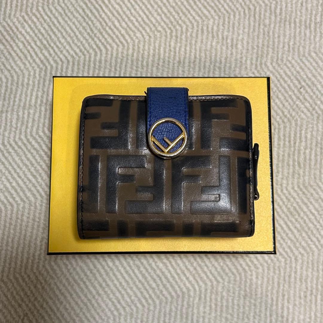 ス*ミ様 FENDI 二つ折り財布 FFロゴ ブラウン/ブルー 箱付き