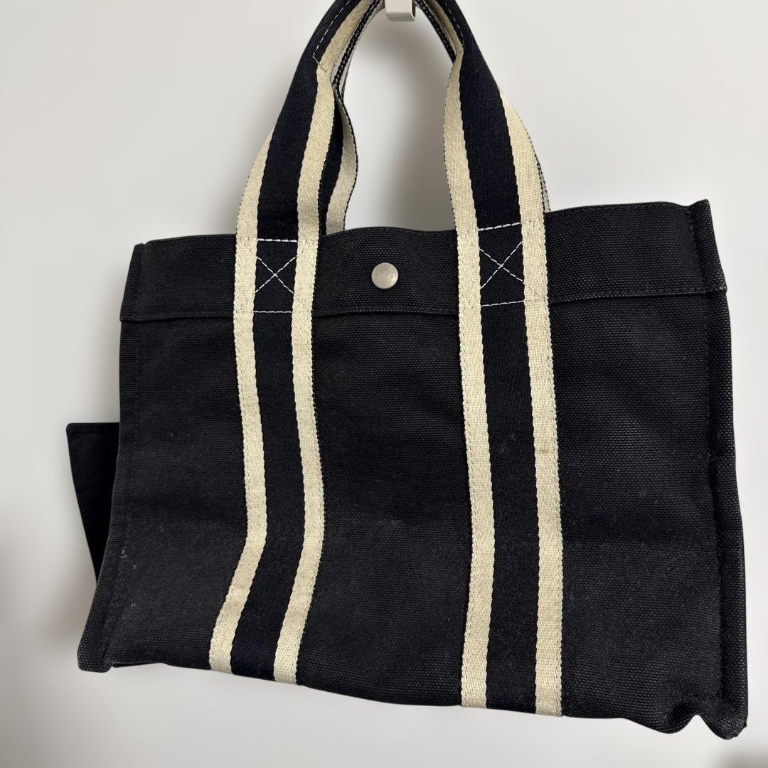 HERMES エルメス　ボラボラPM トートバッグ ブラック ホワイト ポーチ