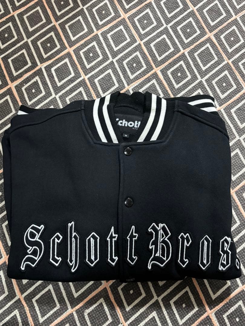 R*T様 Schott スタジャン ブラック