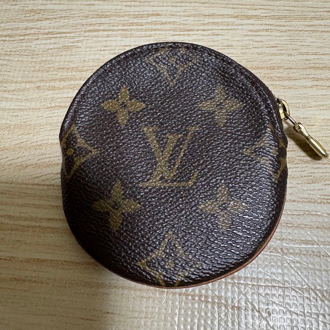美品！Louis Vuitton モノグラム ケース ルイヴィトン 丸形