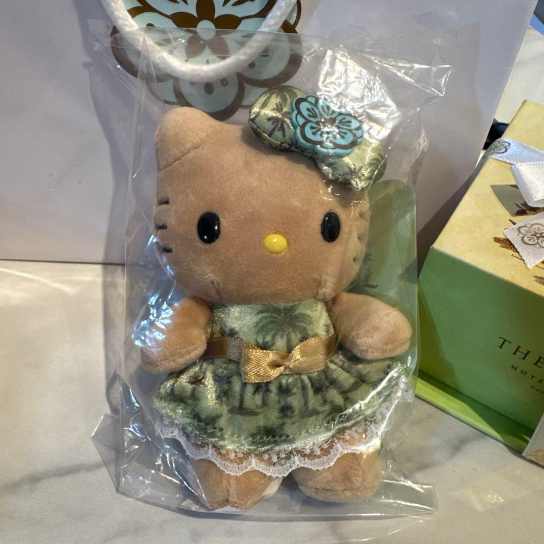 ロイヤルハワイアン限定カハラホテルコラボ日焼けキティー