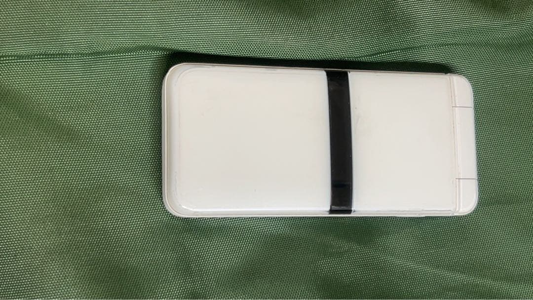 DOCOMO DIGNO KY-42C 折りたたみ式携帯電話 ホワイト