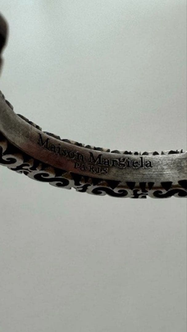 【メゾンマルジェラ】箱付き　フープピアス　片耳