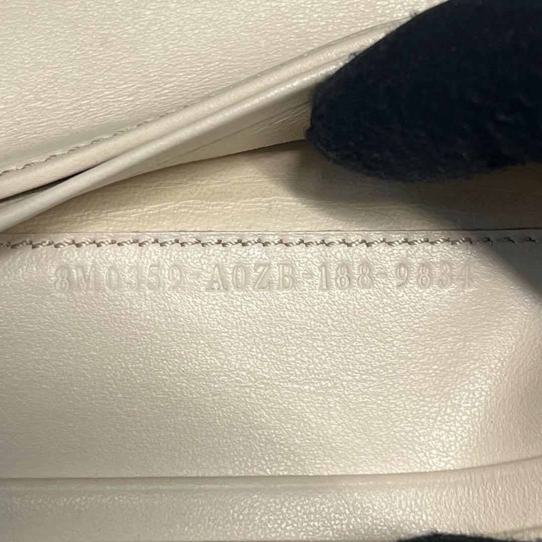 レア✨フェンディ 二つ折り財布 パイソン レザー ベージュ ヘビ ピーカブー