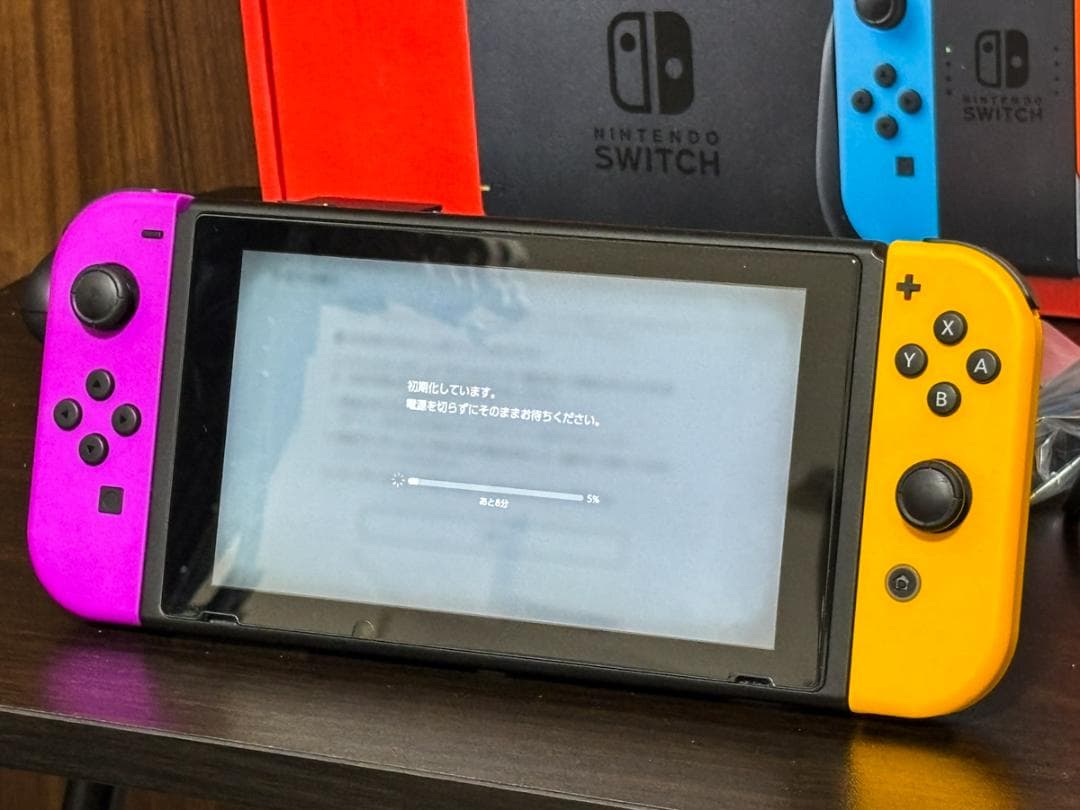 美品 未使用ジョイコン付き 本体 ニンテンドースイッチ 箱等付属