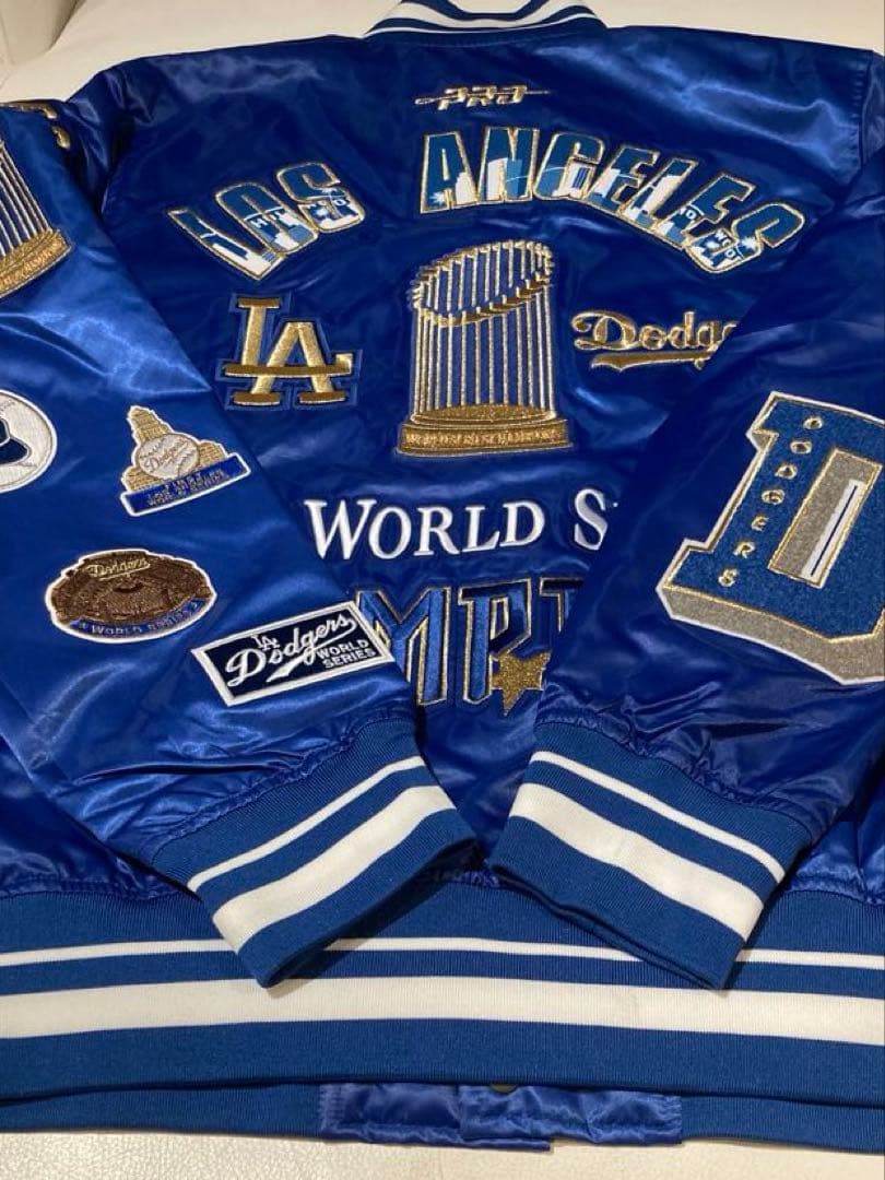 【正規品 新品未使用 XL】ドジャース2024 ＷＳチャンピオン スタジャン