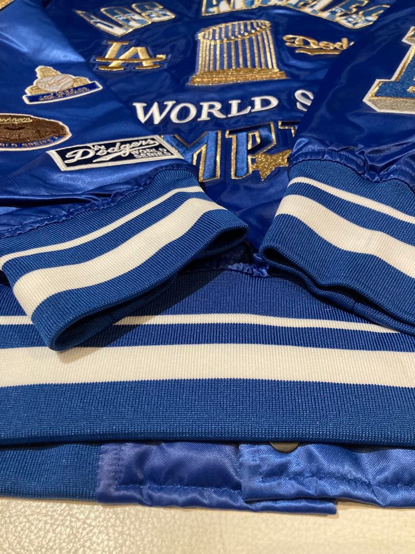 【正規品 新品未使用 XL】ドジャース2024 ＷＳチャンピオン スタジャン