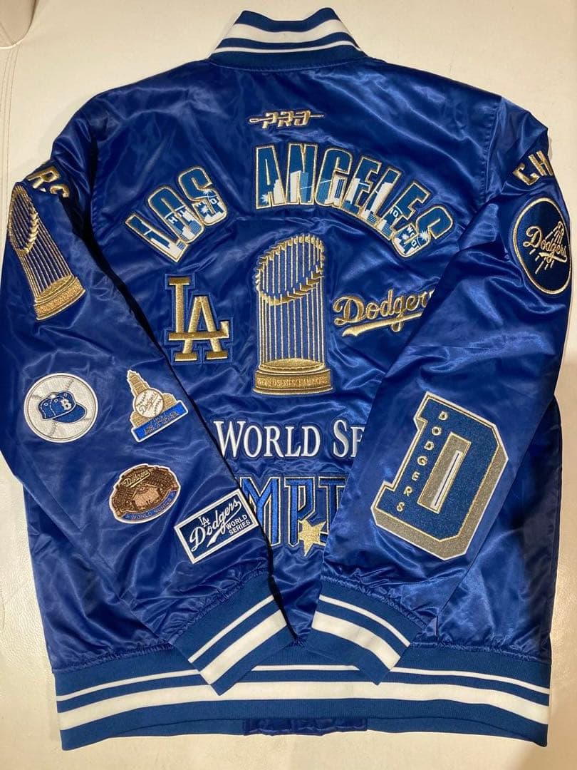 【正規品 新品未使用 XL】ドジャース2024 ＷＳチャンピオン スタジャン