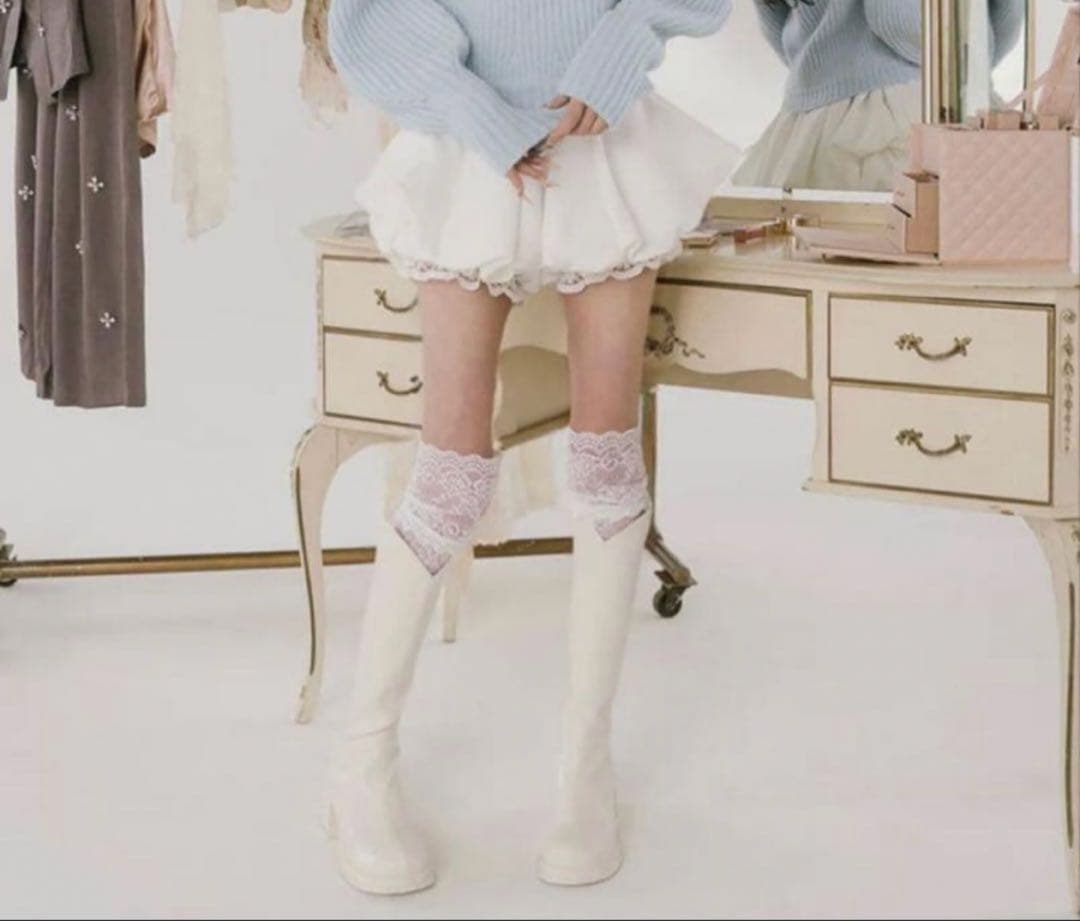 【新品タグ付き】Darich ボリュームバルーンミニスカート FL ホワイト