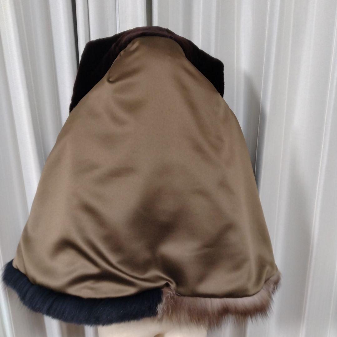 新品未使用✩今年の新作✩ブルーフォックス✩ボリュームファー✩マント✩ケープ