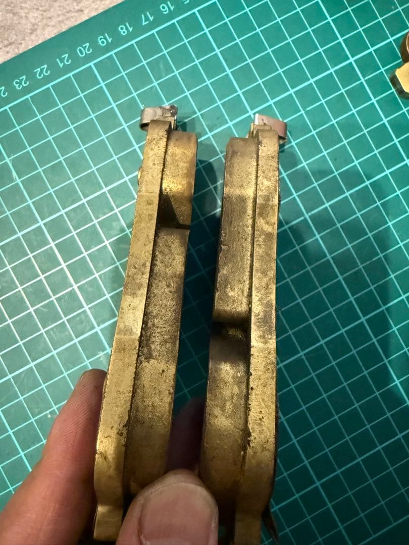 クランツジガ　超低ダスト　ブレーキパッド w176 w117 w246 x156