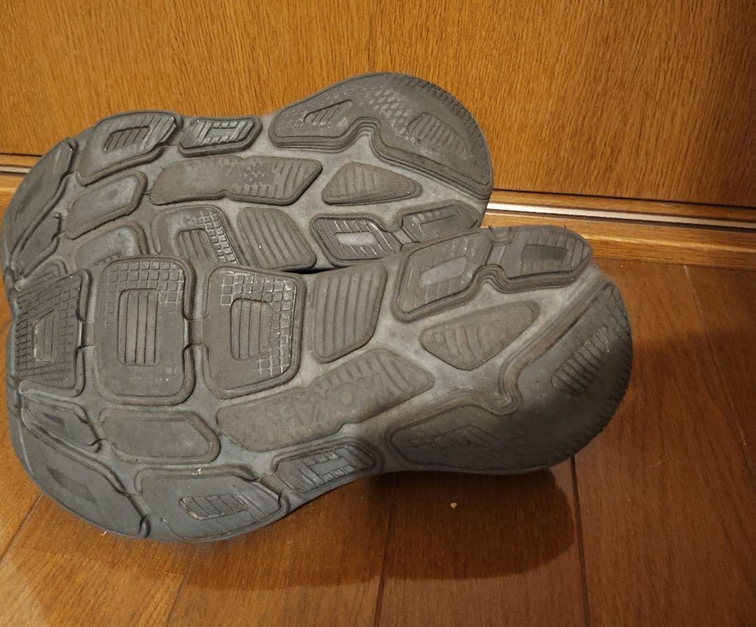 HOKA ONE ONE ボンダイ6ワイド 23.5センチ黒スニーカーホカ