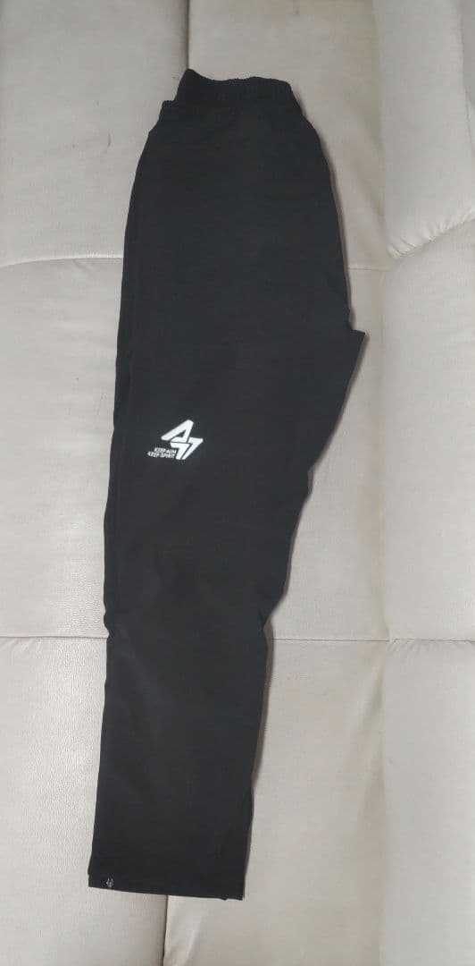 ピ*ー様 新品未使用ASICS A77エボリューションウィンドブレーカー上下セッ