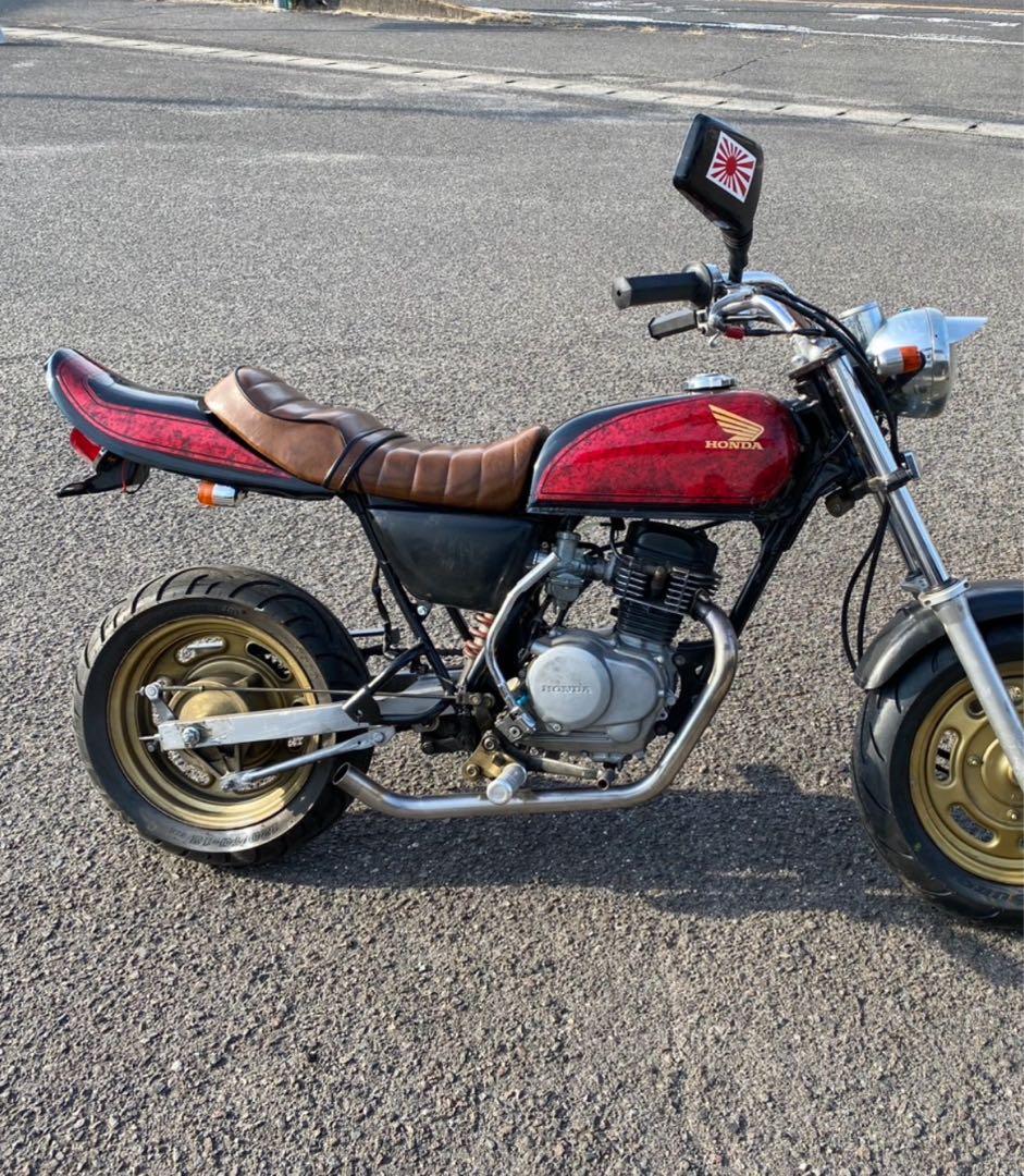 エイプ外装セットz2仕様 アルミ塗装 赤黒 テールランプ付き