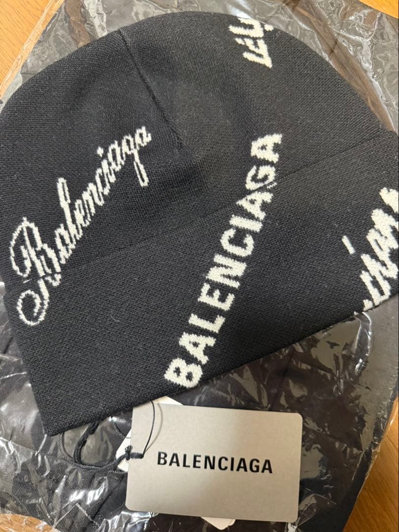 新品 BALENCIAGA バレンシアガ ビーニー ニット帽 キャップ cap