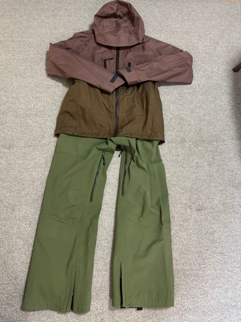 P.RHYTHM プリズム　上下セット　上XS下M