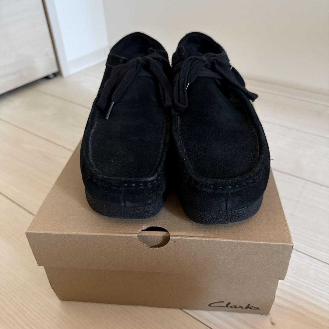 Clarks ブラック スエード モカシン