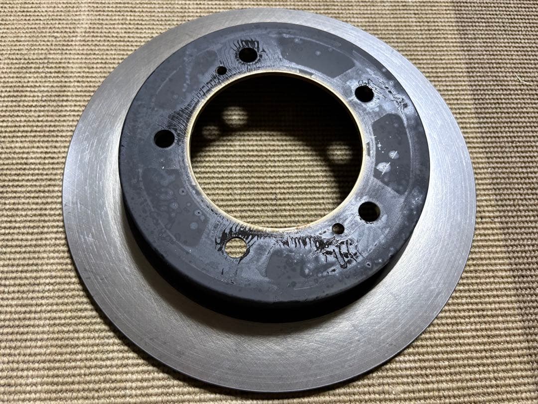 ジムニーJB64 新車外し純正ブレーキパッド、ローター、リアブレーキシューセット