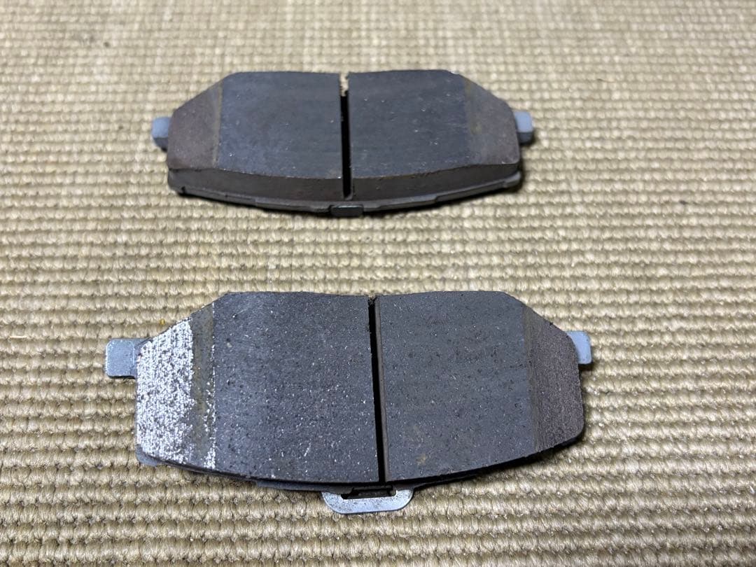 ジムニーJB64 新車外し純正ブレーキパッド、ローター、リアブレーキシューセット