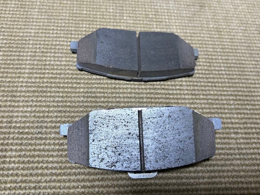 ジムニーJB64 新車外し純正ブレーキパッド、ローター、リアブレーキシューセット