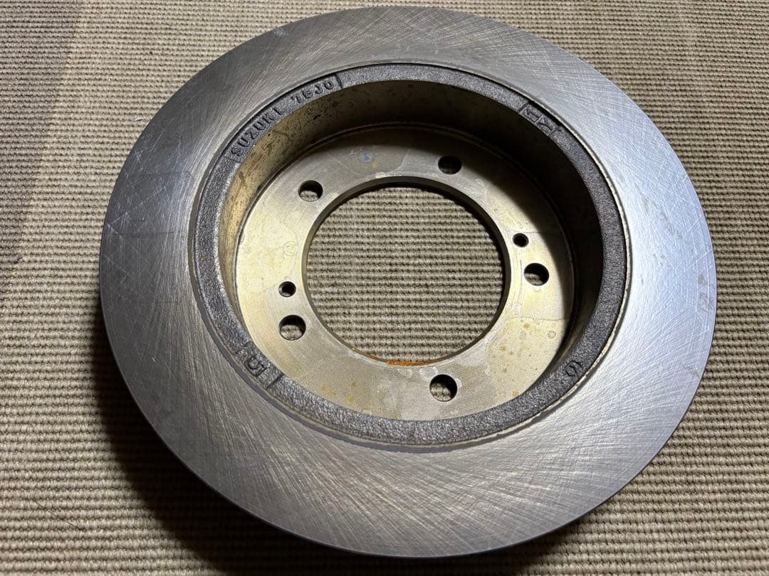 ジムニーJB64 新車外し純正ブレーキパッド、ローター、リアブレーキシューセット