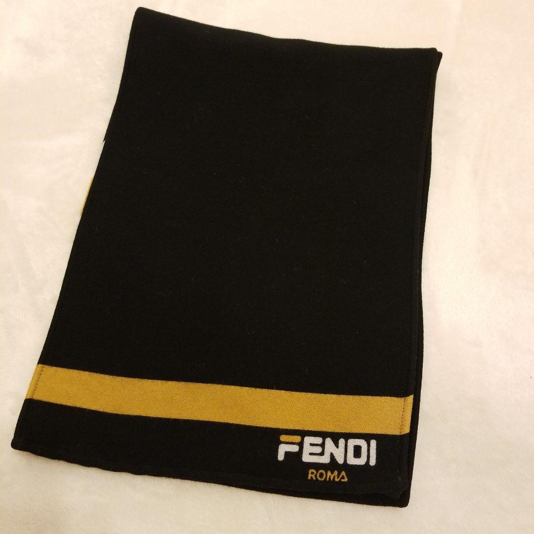 FENDI ロゴ入りマフラー 黒/黄色