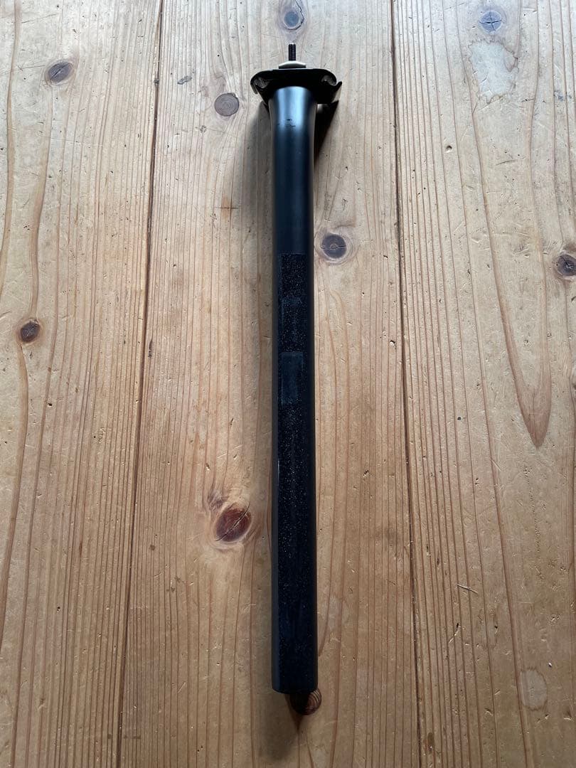 focus izalco max 9 カーボン　シートポスト　フォーカス　純正