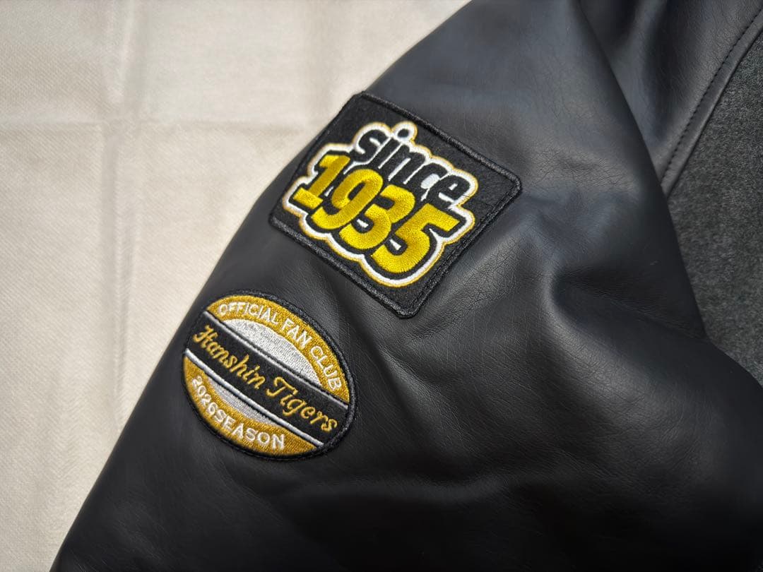 阪神タイガース ファンクラブ 2026スタジアムジャンパー Oサイズ