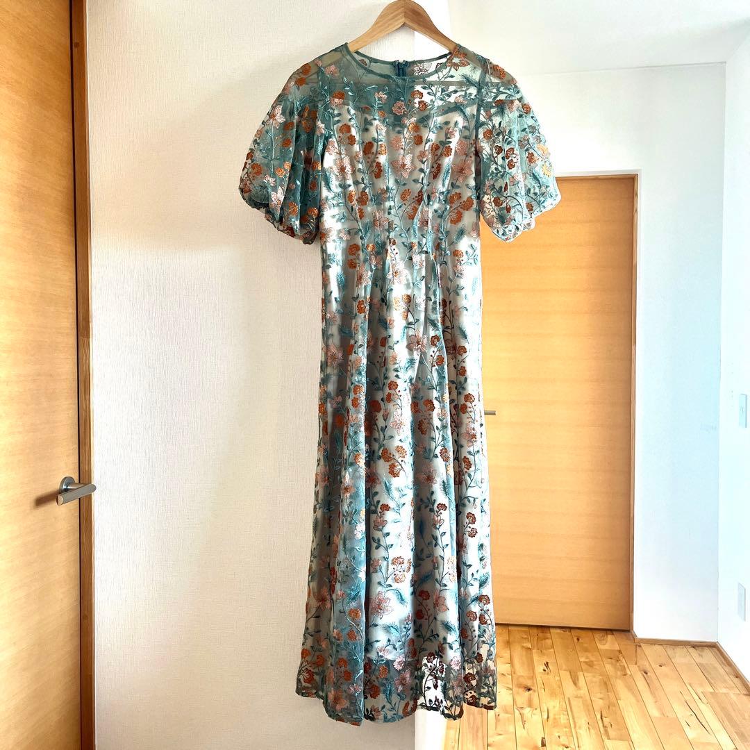 Mサイズ　パフスリーブ フラワー刺繍 フェミニン パーティー ドレス