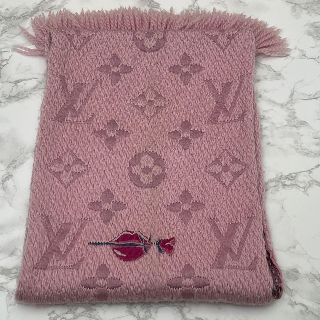 ルイヴィトン エシャルプ・ロゴマニア アラフォリ マフラー バレンタイン限定