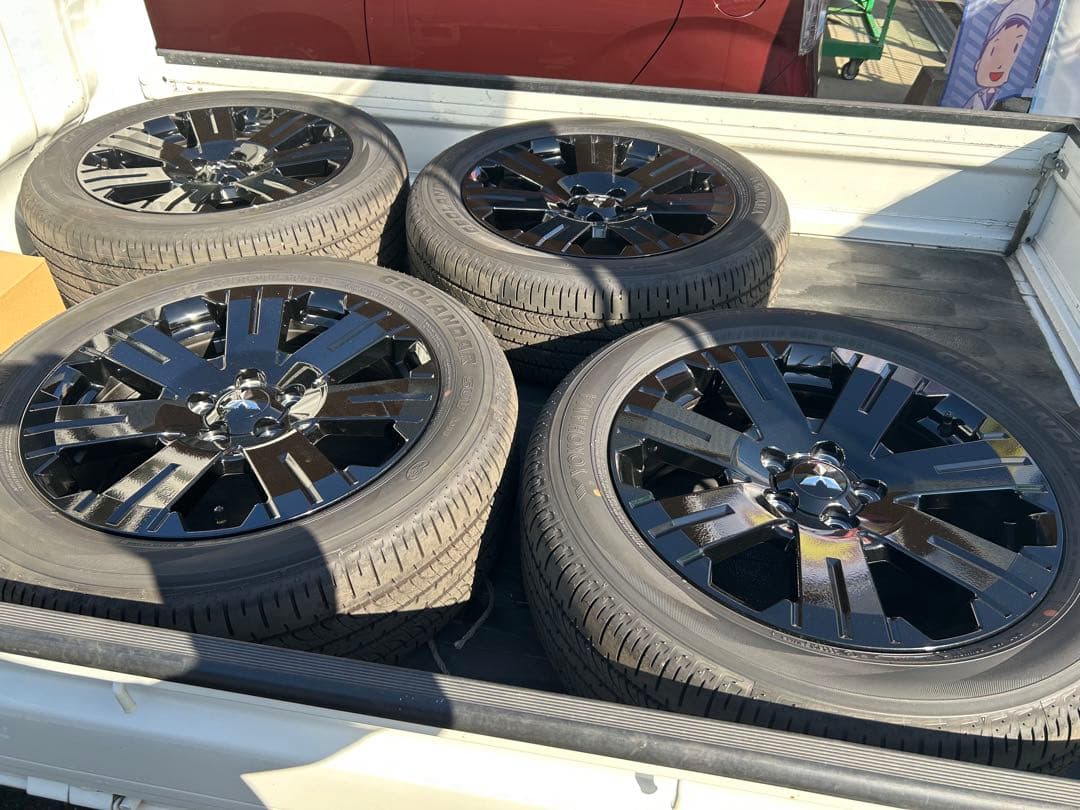 【新車外し】【送料込み】デリカD5 シャモニー タイヤ ホイール 純正ナット