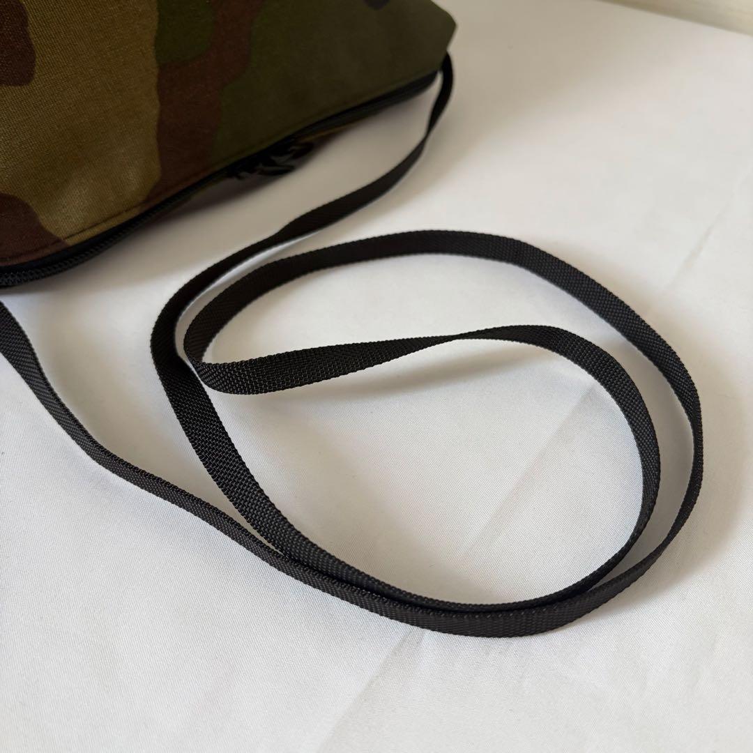 【美品】エルベシャプリエ　2885W コーデュラナイロン舟型ショルダーSカモフラ