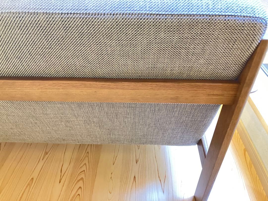 カリモク　ソファ　チターノ　2シーター　無印　北欧　木製　ウニコ　参考価格14万