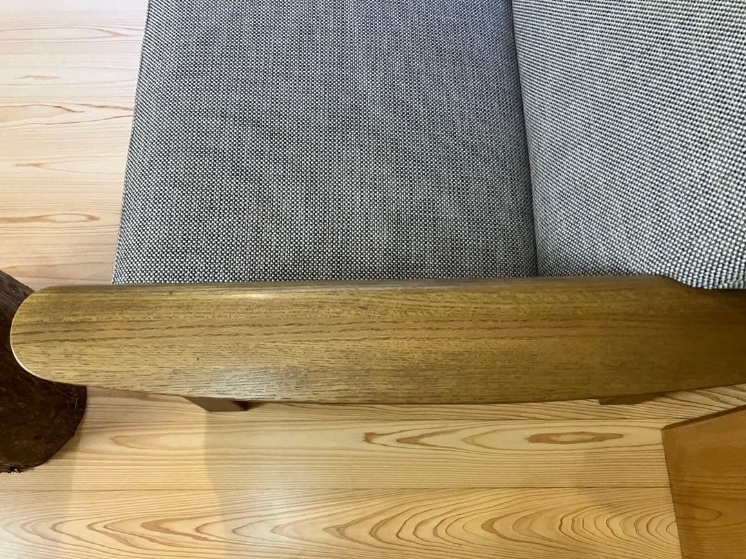 カリモク　ソファ　チターノ　2シーター　無印　北欧　木製　ウニコ　参考価格14万