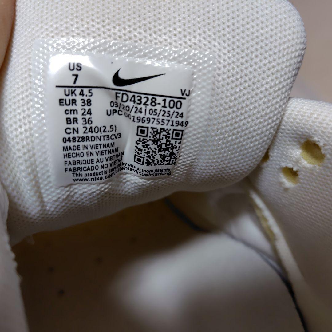 NIKE ナイキ　W AIR MAX 90 LV8 エアマックス 90