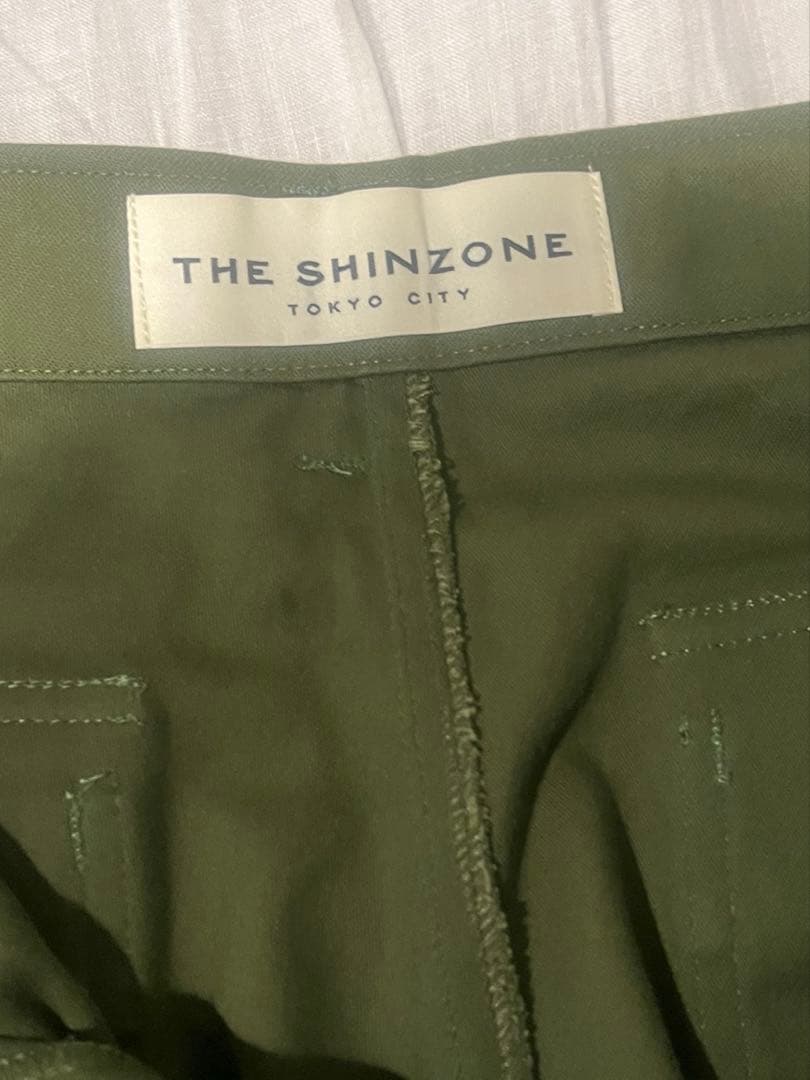 美品 早い者勝ち！ シンゾーン ベイカーパンツ 38 カーキ