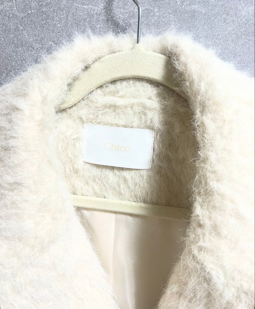 【土日価格　新品・未使用】Chico 金ボタンシャギーミディジャケットコート