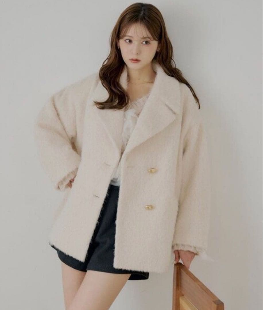 【土日価格　新品・未使用】Chico 金ボタンシャギーミディジャケットコート