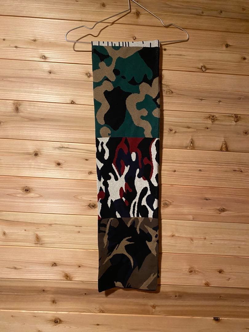 ゴーシャラブチンスキー マフラー　GOSHA RUBCHINSKIY