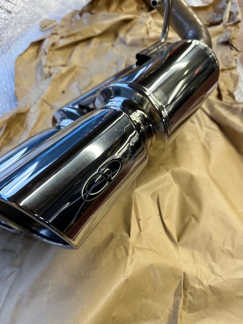 ランドクルーザープラド　GANADOR マフラー