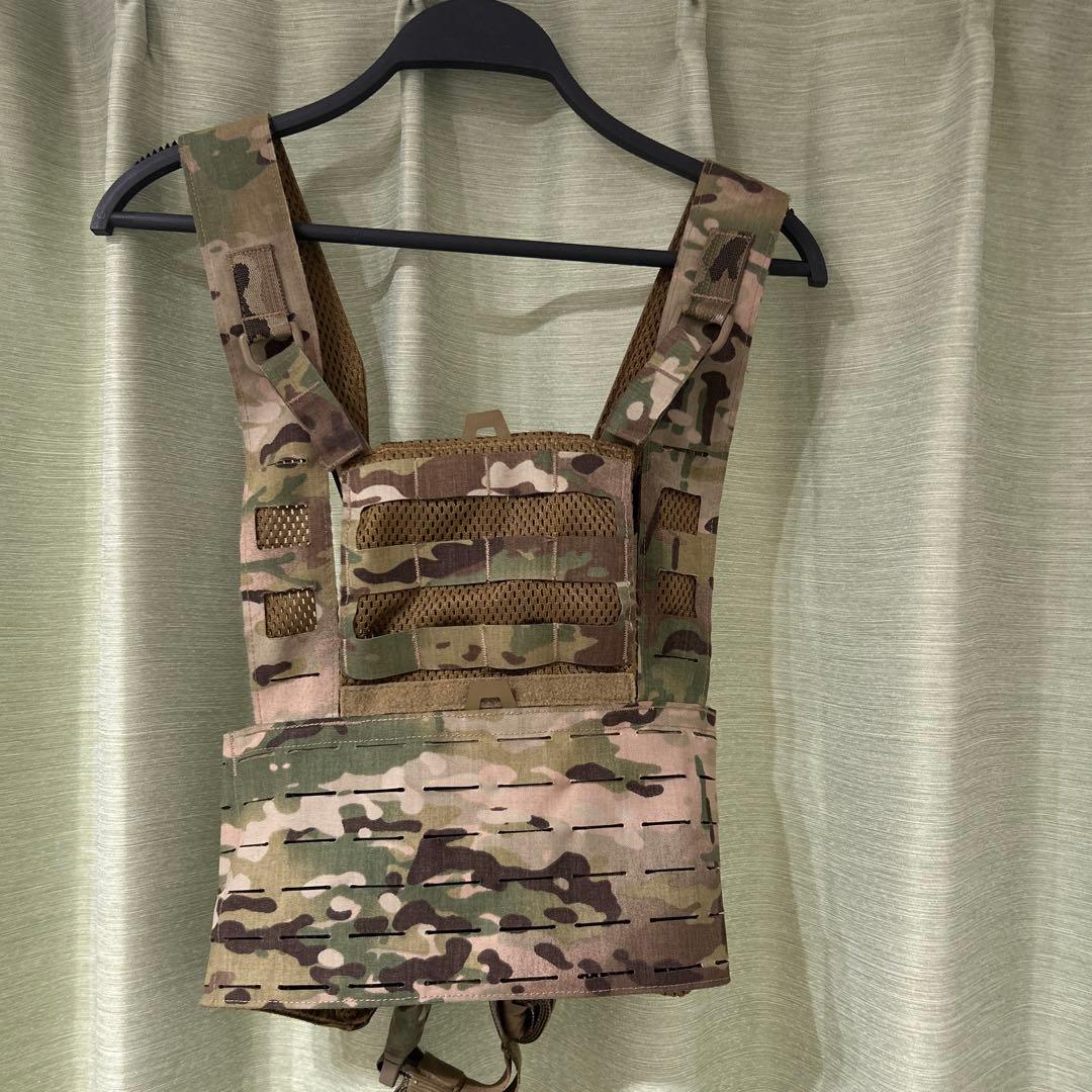 【最終価格】DIRECT ACTION TYphoon チェストリグ