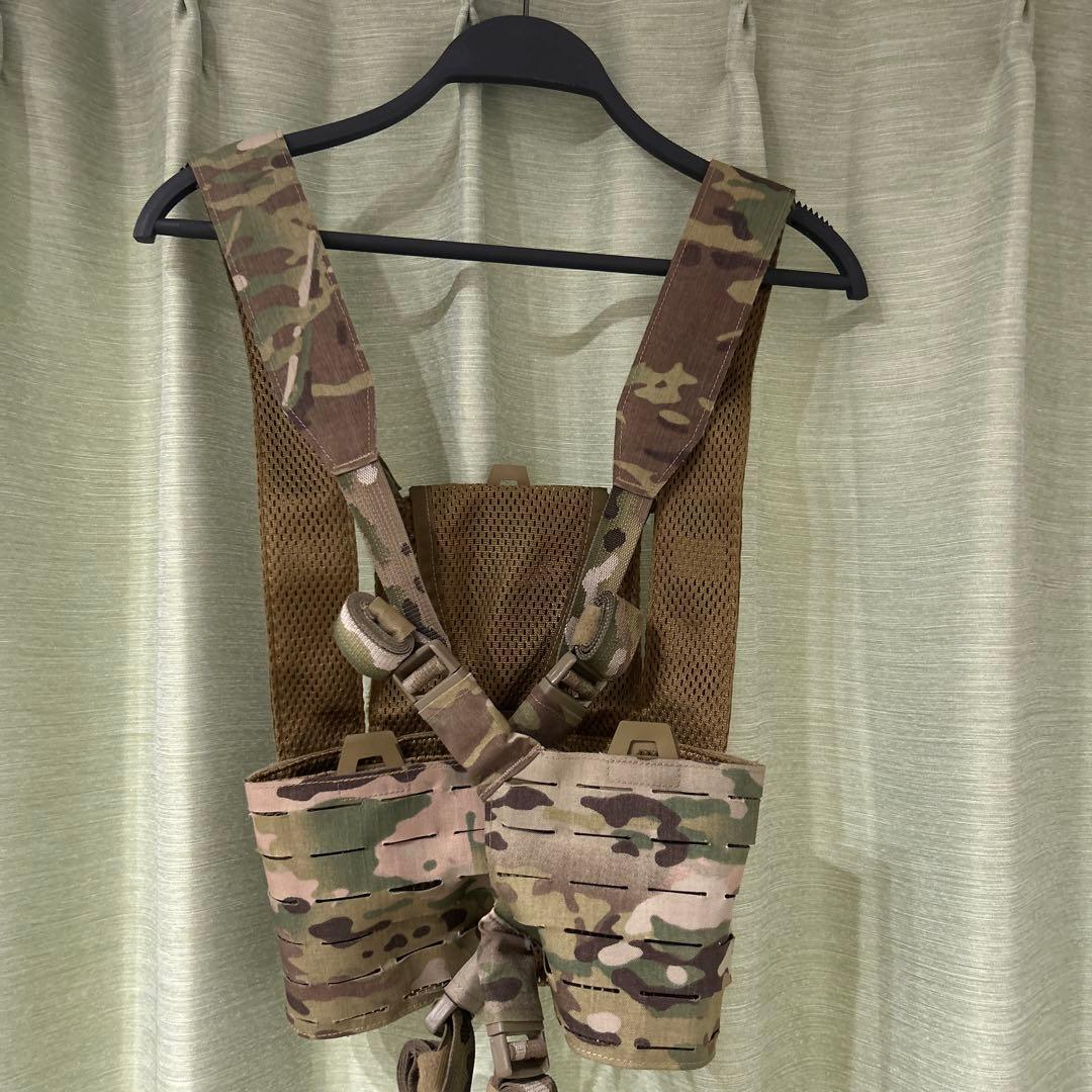 【最終価格】DIRECT ACTION TYphoon チェストリグ