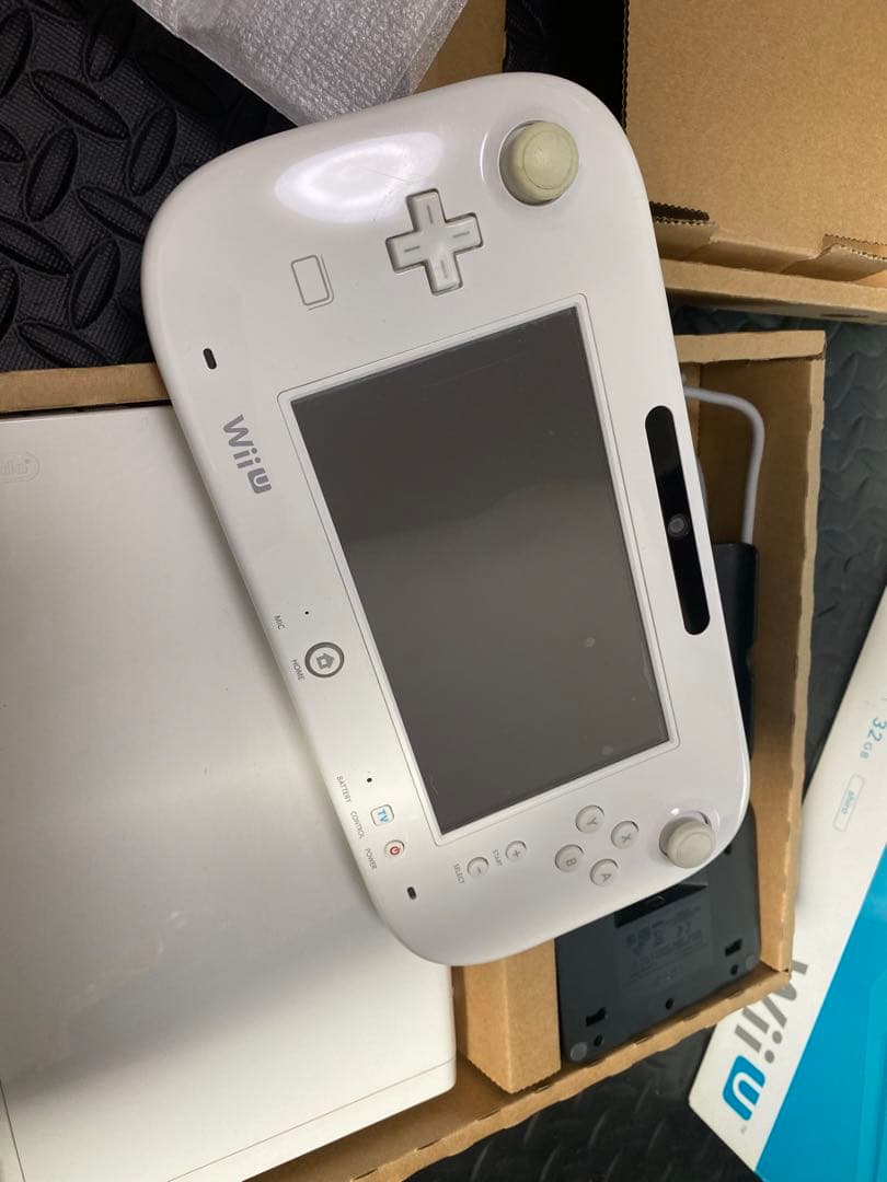 任天堂　wiiU 本体　スーパーマリオメーカー　美品